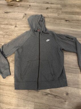 Men’s Nike Gray Full-Zip Hooded Jacket